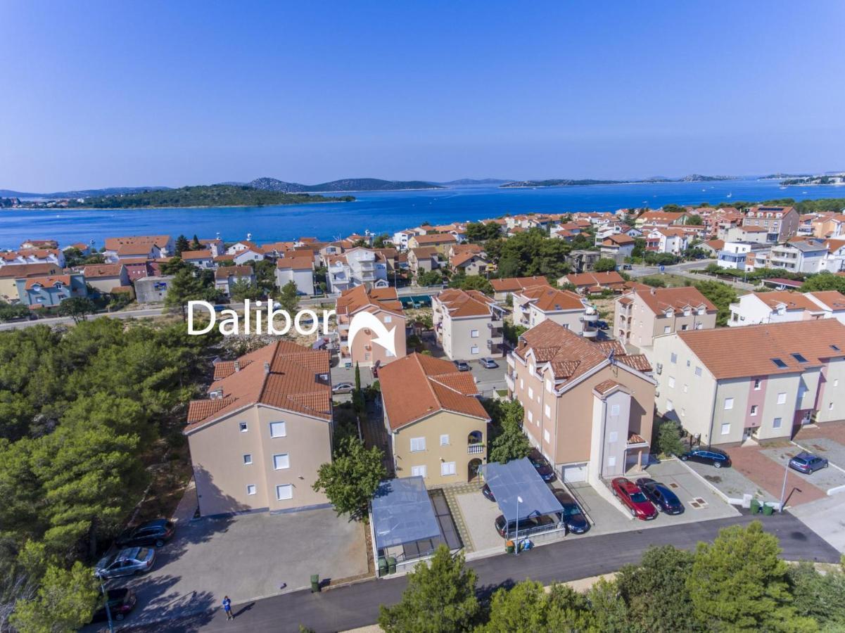 Apartments Dalibor Vodice Kültér fotó