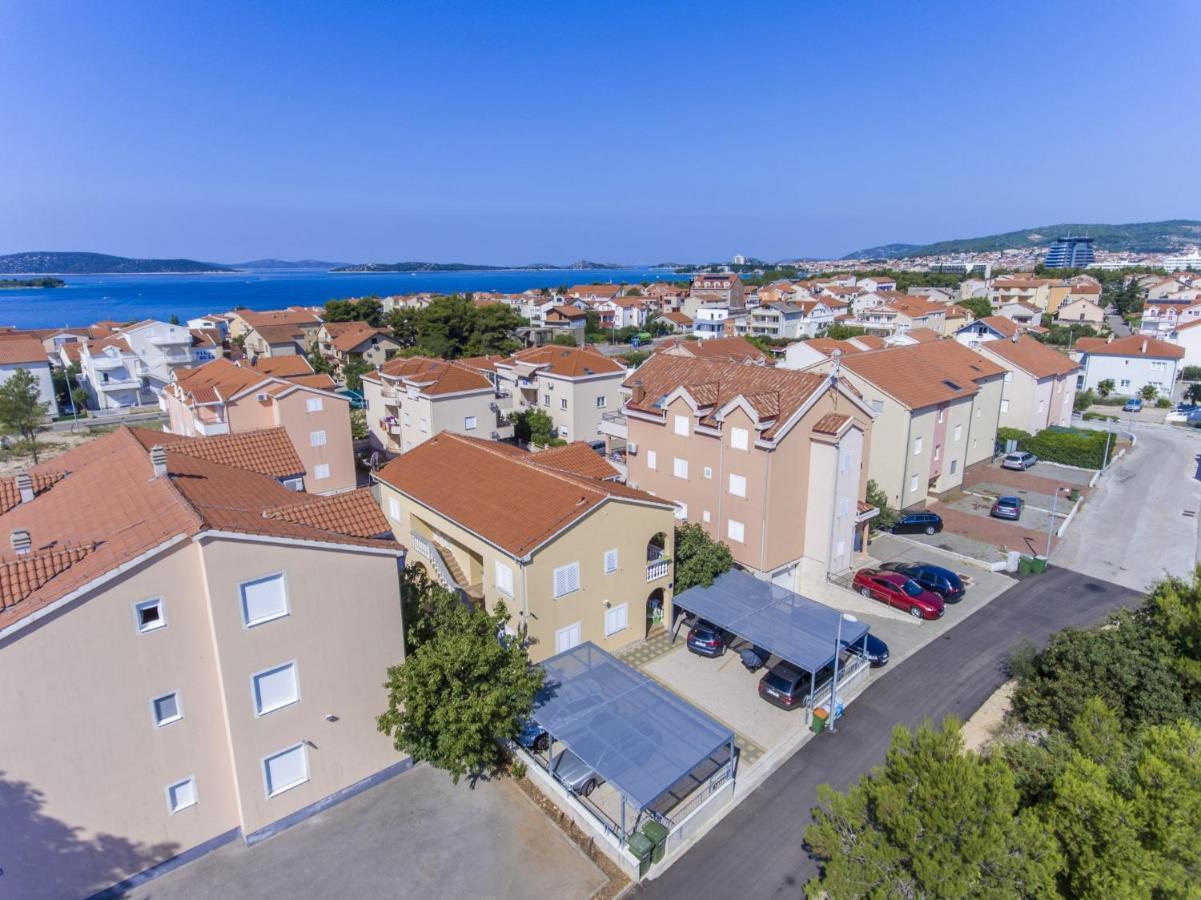 Apartments Dalibor Vodice Kültér fotó