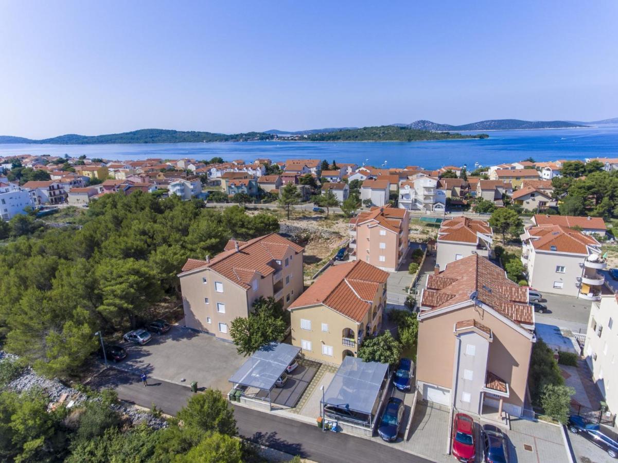 Apartments Dalibor Vodice Kültér fotó