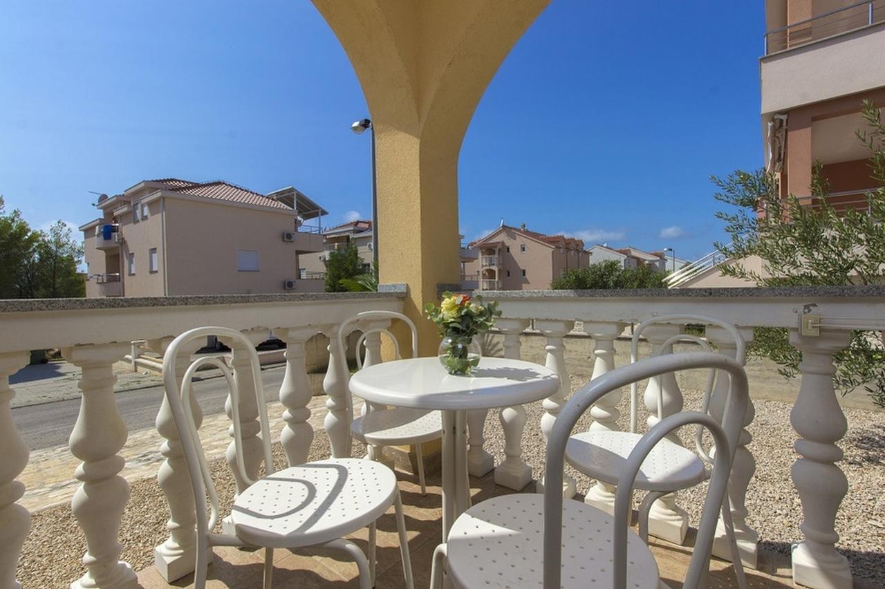 Apartments Dalibor Vodice Kültér fotó
