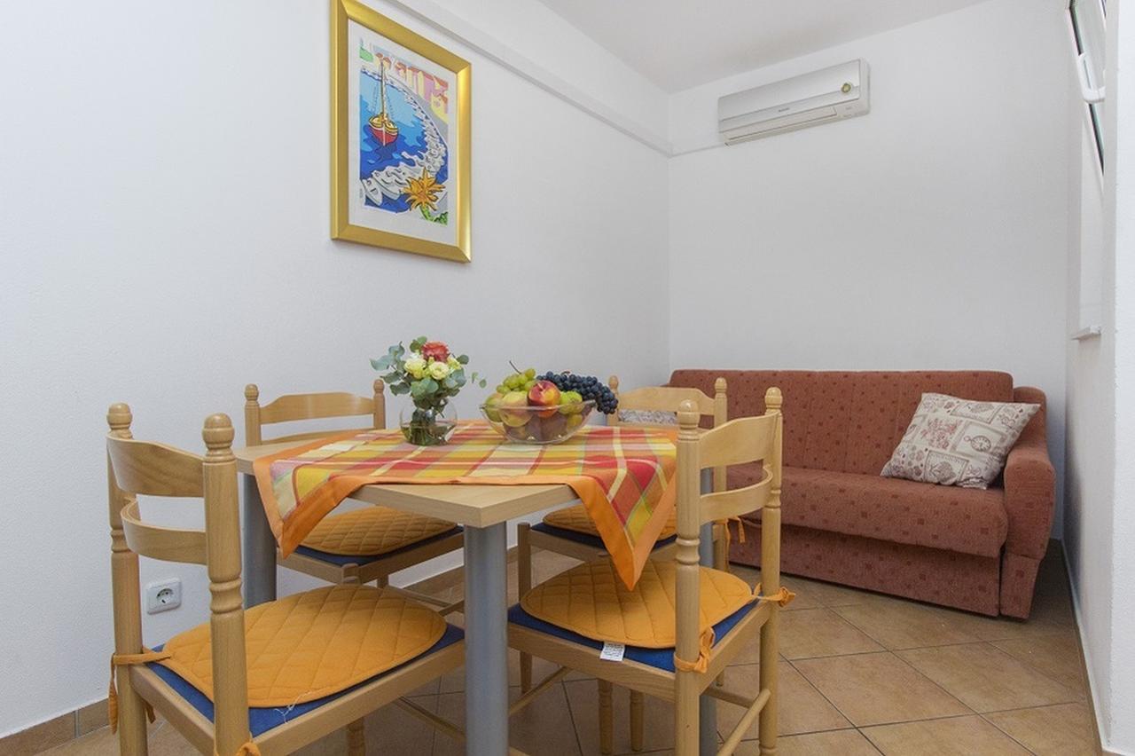 Apartments Dalibor Vodice Kültér fotó