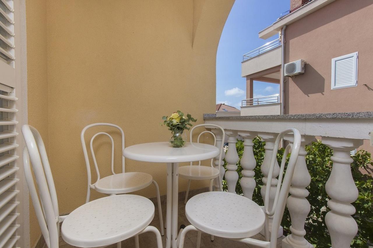 Apartments Dalibor Vodice Kültér fotó